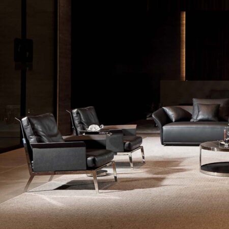 High-End Vintage Black Leather Armchair Italian Design Lounge Chair for Office & Living Room