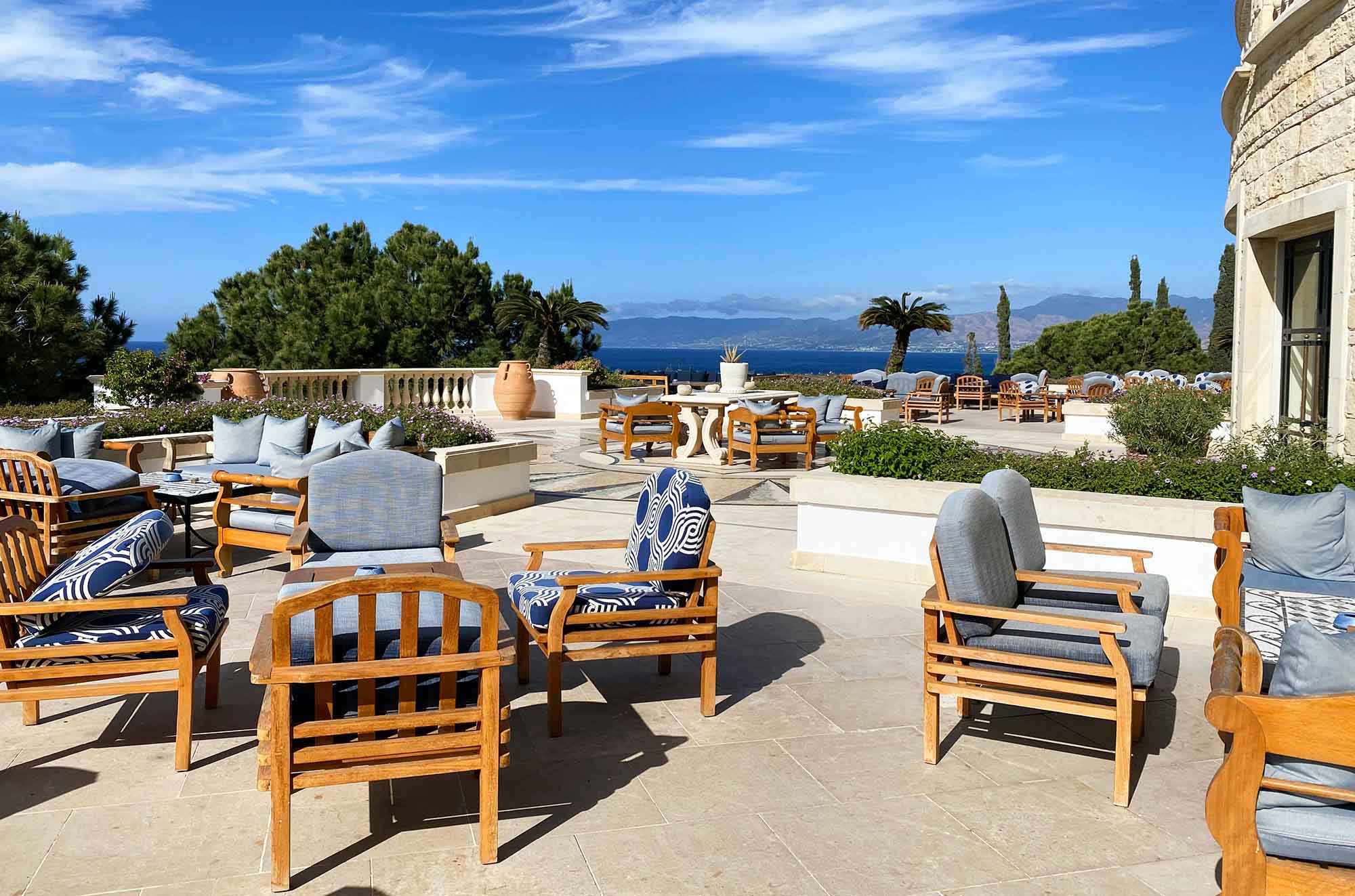 Middle East outdoor garden furniture decoration